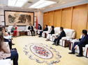 人民日報(bào)社副總編輯王一彪會(huì)見俄塔斯社代表團(tuán)一行。