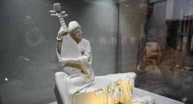 百余件德化陶瓷工藝美術作品亮相福州